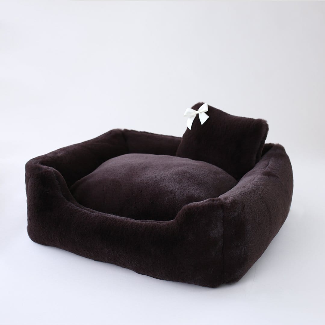Divine Dog Bed in Ice